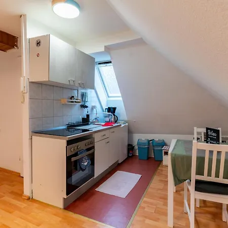 Apartment Cosy Old At Schlosspark *