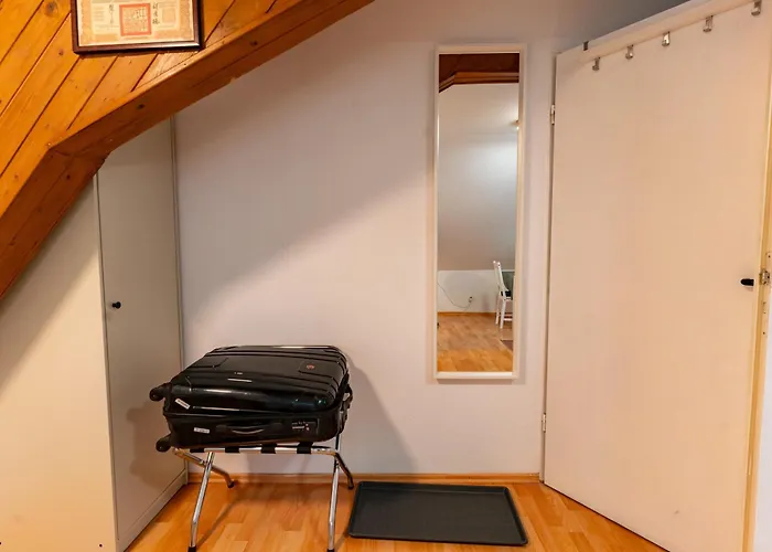 Cosy Old At Schlosspark Daire